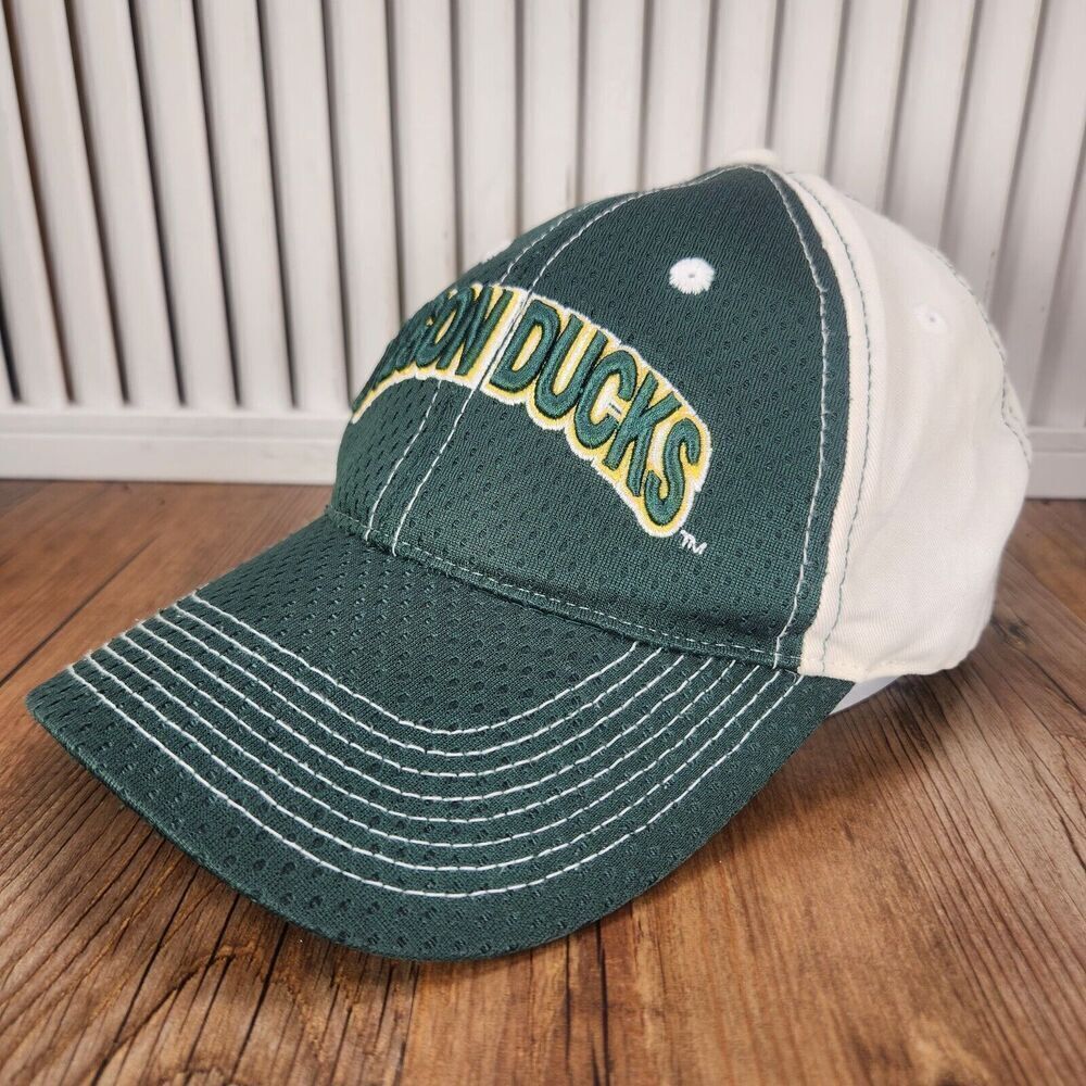 Starter Oregon Ducks Strapback Hat Cap Green White College Sports Embroidered